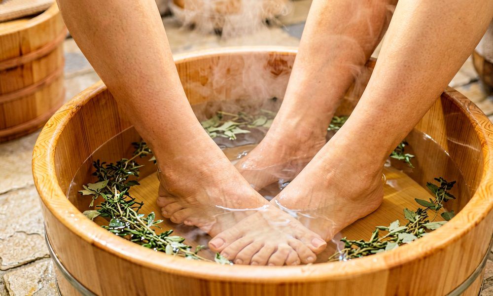 冥想与泡脚:热水里的放松